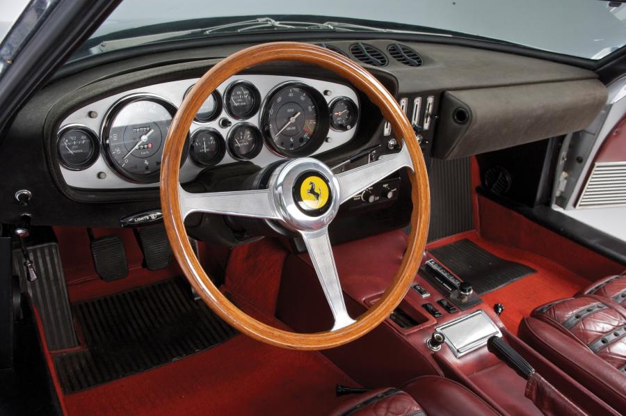  Ferrari 365 GTB/4 Daytona 1970 года  (фото 36 из 38)